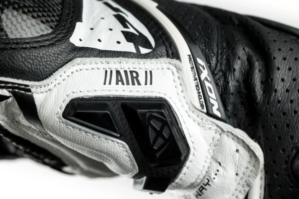 7121004011_5_3c7e504e-d580-4b8f-b8c6-4dca0f35e4e8 IXON GP4 AIR